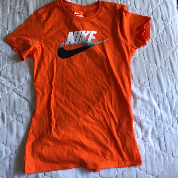 White Nike Tee 